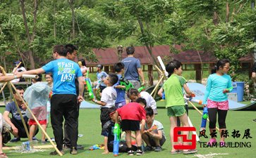 公司拓展需要團(tuán)隊(duì)合作的游戲「