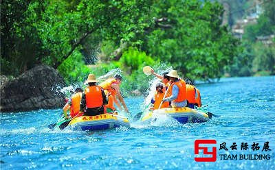 夏天如期而至，疫情也到了尾聲，是時(shí)候漂流團(tuán)建了!