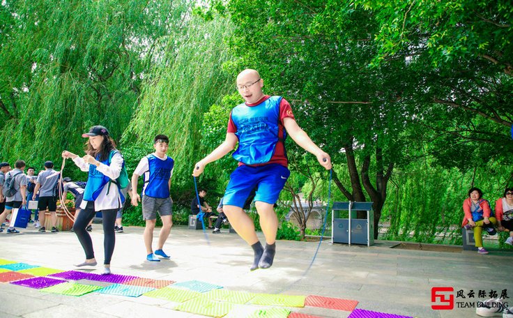 團建趣味小游戲【指壓板大戰(zhàn)】