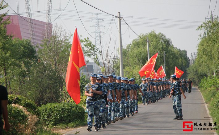 拓展訓(xùn)練與軍訓(xùn)心得體會(huì)1000字