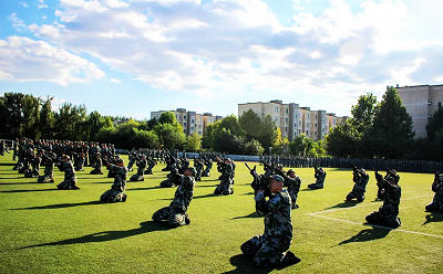 軍訓(xùn)心得-軍訓(xùn)為始，砥礪前行