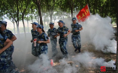 學黨史傳五四薪火，致青春筑復興之夢主題團建活動